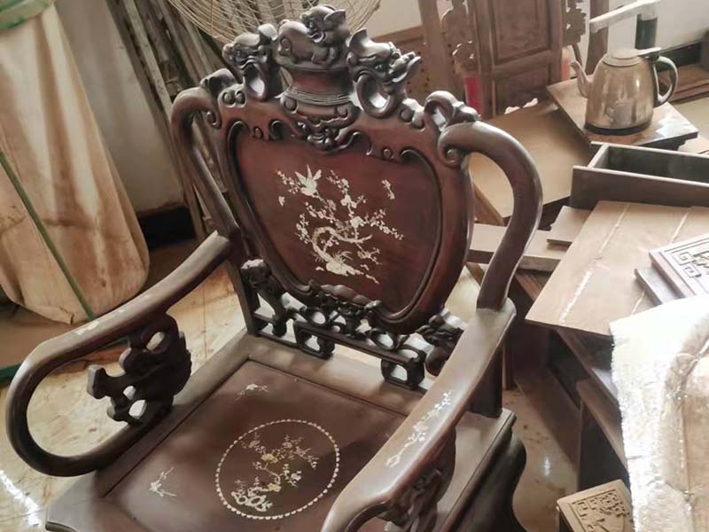 东坡旧红木家具维修